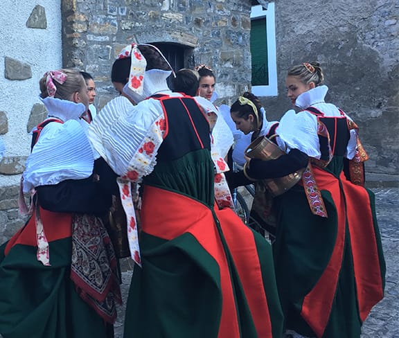 folk_02 | Turismo Valle de Hecho